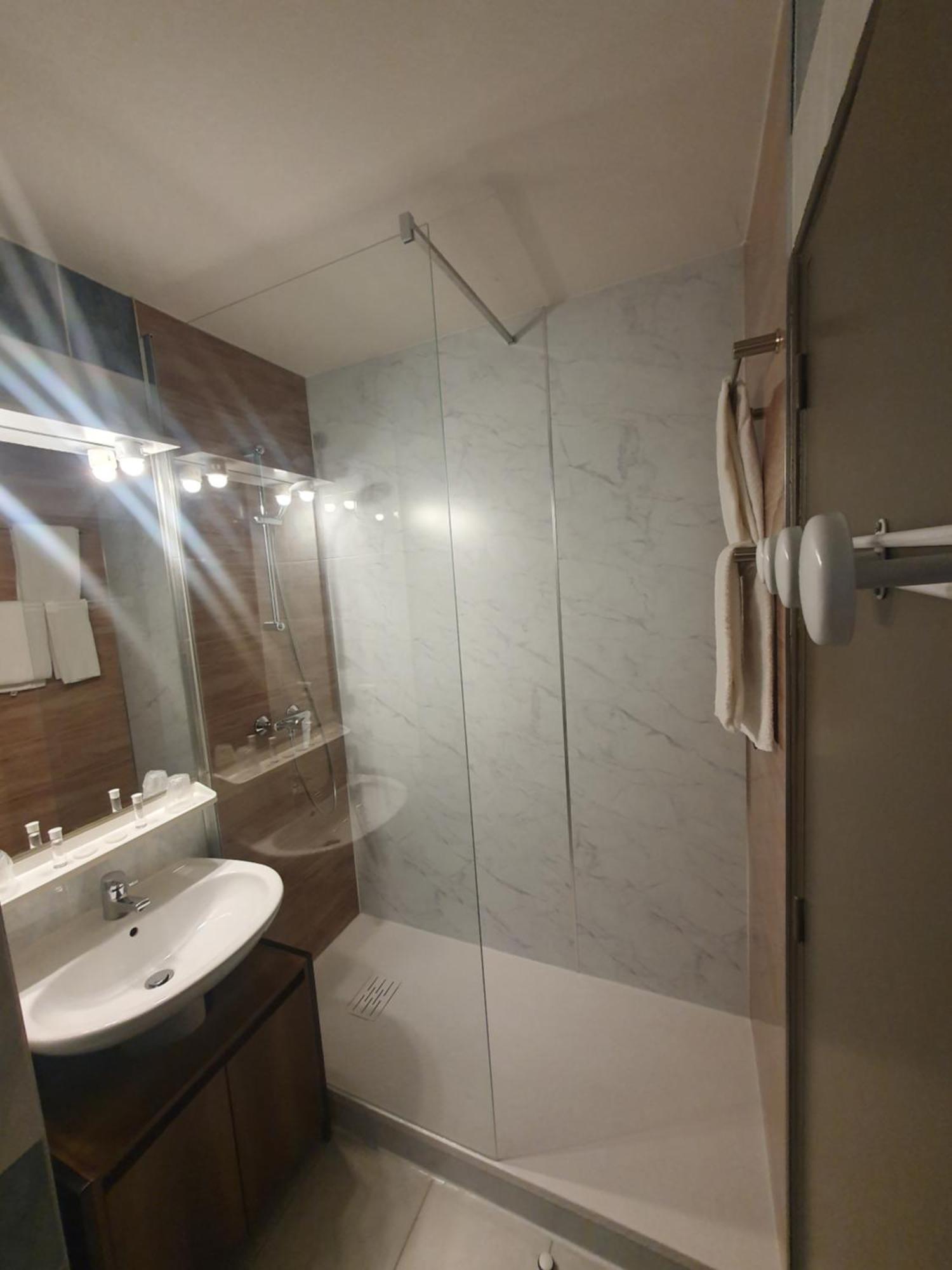 Hotel Salea Pornic Ngoại thất bức ảnh